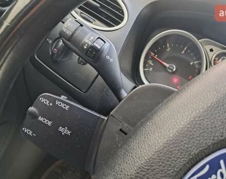 Сірий Форд Фокус, об'ємом двигуна 1.6 л та пробігом 330 тис. км за 5500 $, фото 22 на Automoto.ua