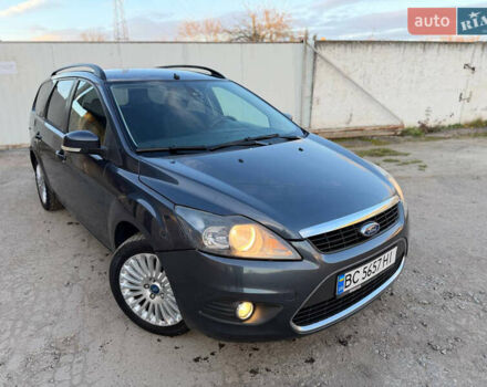 Серый Форд Фокус, объемом двигателя 1.6 л и пробегом 282 тыс. км за 5500 $, фото 3 на Automoto.ua