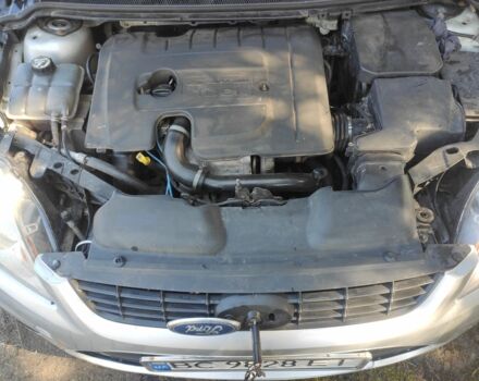 Серый Форд Фокус, объемом двигателя 1.6 л и пробегом 340 тыс. км за 4200 $, фото 7 на Automoto.ua