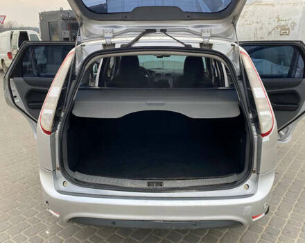 Серый Форд Фокус, объемом двигателя 1.6 л и пробегом 272 тыс. км за 6300 $, фото 21 на Automoto.ua