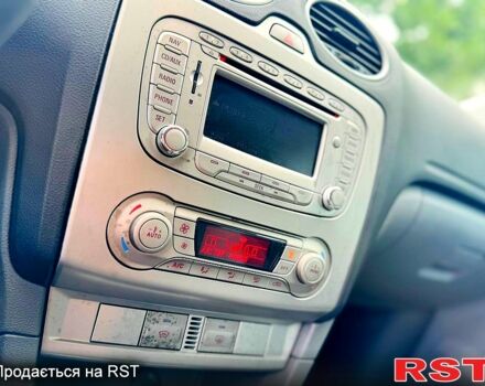 Серый Форд Фокус, объемом двигателя 1.6 л и пробегом 185 тыс. км за 6700 $, фото 7 на Automoto.ua