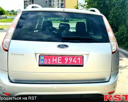 Серый Форд Фокус, объемом двигателя 1.6 л и пробегом 185 тыс. км за 6700 $, фото 2 на Automoto.ua