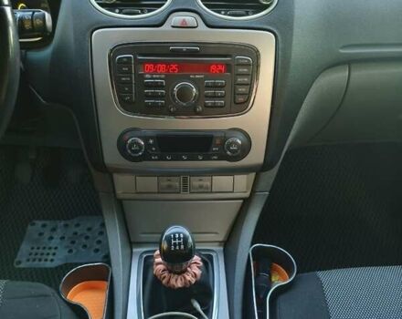 Серый Форд Фокус, объемом двигателя 2 л и пробегом 217 тыс. км за 6200 $, фото 1 на Automoto.ua