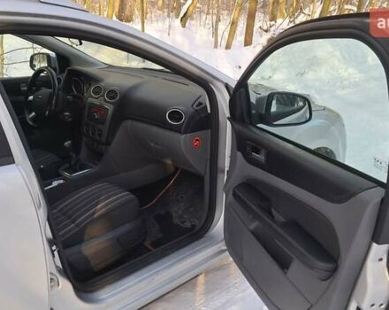 Сірий Форд Фокус, об'ємом двигуна 1.6 л та пробігом 330 тис. км за 5500 $, фото 14 на Automoto.ua