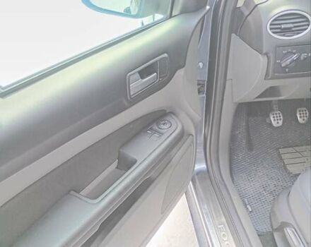 Сірий Форд Фокус, об'ємом двигуна 1.56 л та пробігом 257 тис. км за 6200 $, фото 11 на Automoto.ua