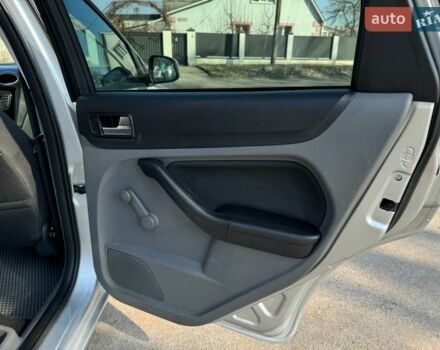 Сірий Форд Фокус, об'ємом двигуна 1.6 л та пробігом 301 тис. км за 5499 $, фото 40 на Automoto.ua