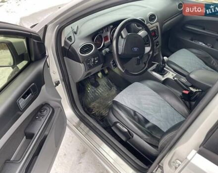 Серый Форд Фокус, объемом двигателя 1.8 л и пробегом 280 тыс. км за 5900 $, фото 15 на Automoto.ua