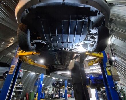 Сірий Форд Фокус, об'ємом двигуна 1.6 л та пробігом 329 тис. км за 4000 $, фото 5 на Automoto.ua