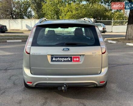 Сірий Форд Фокус, об'ємом двигуна 1.6 л та пробігом 300 тис. км за 5990 $, фото 3 на Automoto.ua