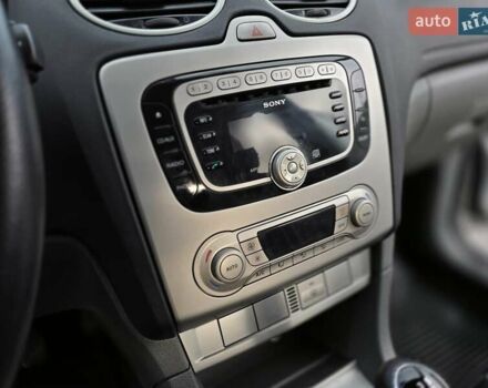 Сірий Форд Фокус, об'ємом двигуна 1.6 л та пробігом 237 тис. км за 5800 $, фото 30 на Automoto.ua