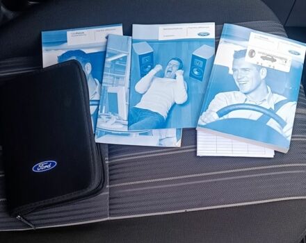 Серый Форд Фокус, объемом двигателя 1.6 л и пробегом 224 тыс. км за 6100 $, фото 14 на Automoto.ua