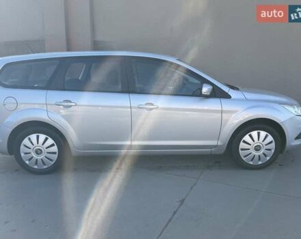 Серый Форд Фокус, объемом двигателя 1.6 л и пробегом 237 тыс. км за 5400 $, фото 4 на Automoto.ua