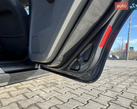 Серый Форд Фокус, объемом двигателя 1.6 л и пробегом 270 тыс. км за 5999 $, фото 48 на Automoto.ua