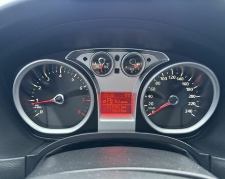 Серый Форд Фокус, объемом двигателя 1.6 л и пробегом 241 тыс. км за 6300 $, фото 22 на Automoto.ua