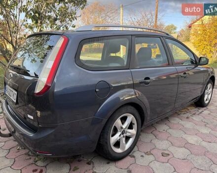 Серый Форд Фокус, объемом двигателя 1.6 л и пробегом 214 тыс. км за 6500 $, фото 5 на Automoto.ua