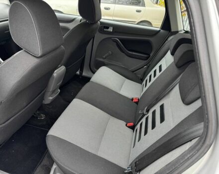 Серый Форд Фокус, объемом двигателя 1.6 л и пробегом 188 тыс. км за 5700 $, фото 14 на Automoto.ua