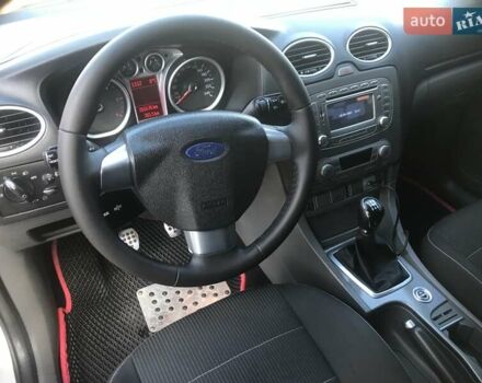 Сірий Форд Фокус, об'ємом двигуна 1.6 л та пробігом 265 тис. км за 6200 $, фото 8 на Automoto.ua