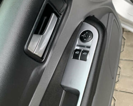 Серый Форд Фокус, объемом двигателя 1.6 л и пробегом 203 тыс. км за 6350 $, фото 8 на Automoto.ua