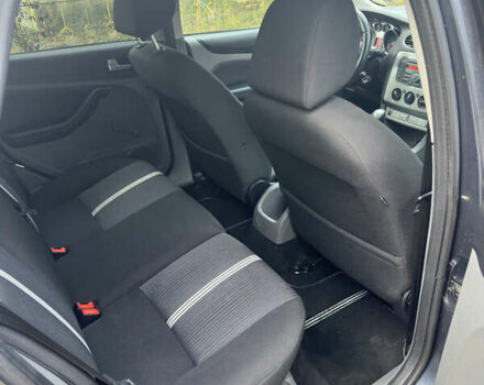 Сірий Форд Фокус, об'ємом двигуна 1.6 л та пробігом 260 тис. км за 5500 $, фото 14 на Automoto.ua