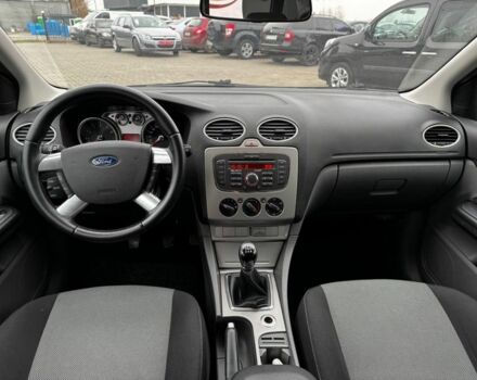 Серый Форд Фокус, объемом двигателя 1.6 л и пробегом 188 тыс. км за 5700 $, фото 12 на Automoto.ua