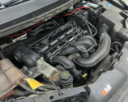 Серый Форд Фокус, объемом двигателя 1.6 л и пробегом 260 тыс. км за 5500 $, фото 22 на Automoto.ua