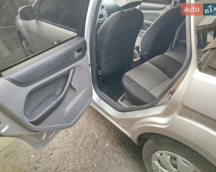 Сірий Форд Фокус, об'ємом двигуна 1.56 л та пробігом 233 тис. км за 5500 $, фото 14 на Automoto.ua