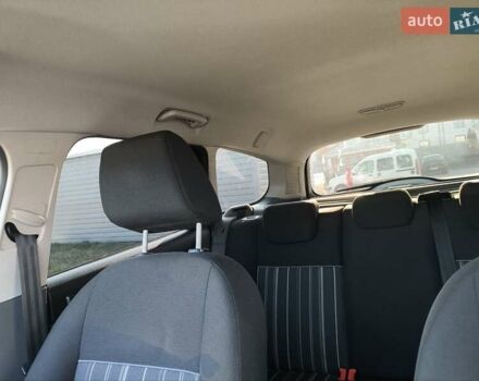 Серый Форд Фокус, объемом двигателя 1.6 л и пробегом 246 тыс. км за 5600 $, фото 17 на Automoto.ua