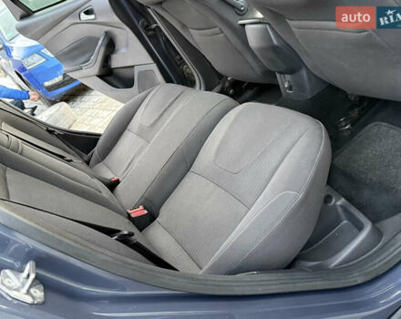 Серый Форд Фокус, объемом двигателя 1.6 л и пробегом 228 тыс. км за 7850 $, фото 15 на Automoto.ua