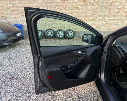 Серый Форд Фокус, объемом двигателя 1.6 л и пробегом 239 тыс. км за 6999 $, фото 9 на Automoto.ua