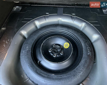 Серый Форд Фокус, объемом двигателя 1.6 л и пробегом 236 тыс. км за 6800 $, фото 56 на Automoto.ua