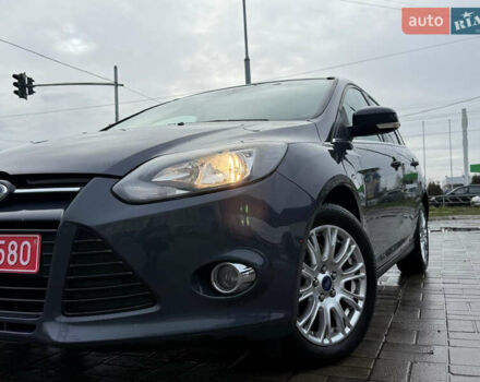 Серый Форд Фокус, объемом двигателя 1.6 л и пробегом 228 тыс. км за 6900 $, фото 2 на Automoto.ua