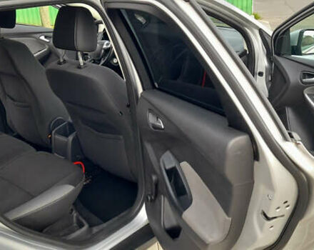 Серый Форд Фокус, объемом двигателя 1.56 л и пробегом 257 тыс. км за 5750 $, фото 11 на Automoto.ua