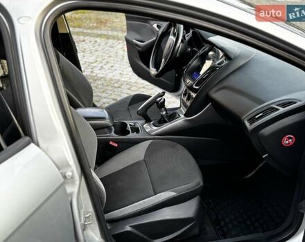 Сірий Форд Фокус, об'ємом двигуна 1.56 л та пробігом 388 тис. км за 5899 $, фото 21 на Automoto.ua