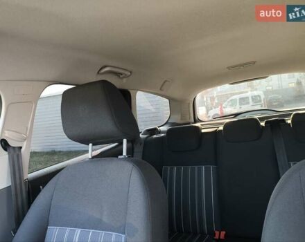 Серый Форд Фокус, объемом двигателя 1.6 л и пробегом 246 тыс. км за 5600 $, фото 18 на Automoto.ua