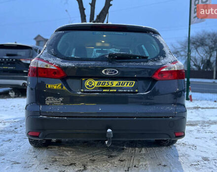 Серый Форд Фокус, объемом двигателя 1.56 л и пробегом 193 тыс. км за 7800 $, фото 6 на Automoto.ua
