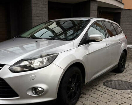 Сірий Форд Фокус, об'ємом двигуна 1.6 л та пробігом 254 тис. км за 7200 $, фото 2 на Automoto.ua