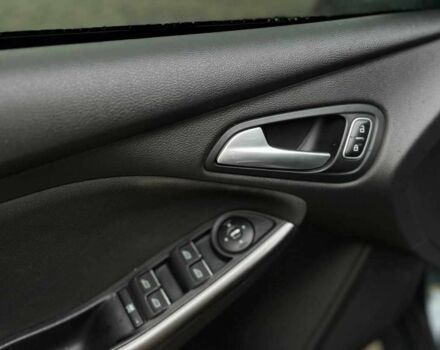 Серый Форд Фокус, объемом двигателя 1.6 л и пробегом 187 тыс. км за 6650 $, фото 14 на Automoto.ua