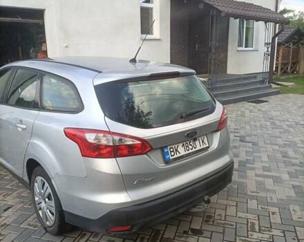 Сірий Форд Фокус, об'ємом двигуна 1.56 л та пробігом 276 тис. км за 7500 $, фото 3 на Automoto.ua