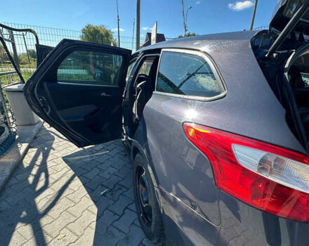 Серый Форд Фокус, объемом двигателя 1.56 л и пробегом 310 тыс. км за 7450 $, фото 9 на Automoto.ua