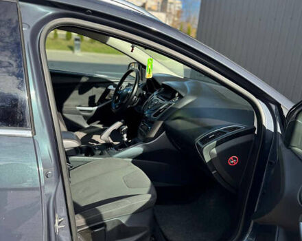 Серый Форд Фокус, объемом двигателя 1.6 л и пробегом 227 тыс. км за 7950 $, фото 11 на Automoto.ua