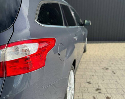 Серый Форд Фокус, объемом двигателя 1.6 л и пробегом 227 тыс. км за 7950 $, фото 5 на Automoto.ua