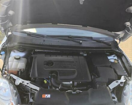 Серый Форд Фокус, объемом двигателя 1.6 л и пробегом 246 тыс. км за 5600 $, фото 32 на Automoto.ua