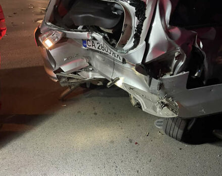 Серый Форд Фокус, объемом двигателя 1.6 л и пробегом 240 тыс. км за 3500 $, фото 2 на Automoto.ua