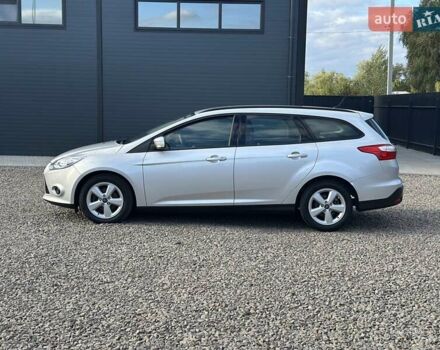 Серый Форд Фокус, объемом двигателя 1.6 л и пробегом 191 тыс. км за 7600 $, фото 2 на Automoto.ua