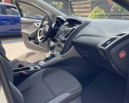 Серый Форд Фокус, объемом двигателя 1.56 л и пробегом 233 тыс. км за 7900 $, фото 15 на Automoto.ua