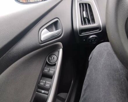 Серый Форд Фокус, объемом двигателя 1.6 л и пробегом 136 тыс. км за 7500 $, фото 11 на Automoto.ua