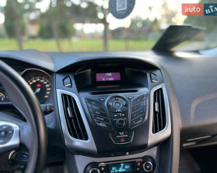 Серый Форд Фокус, объемом двигателя 1.6 л и пробегом 236 тыс. км за 6800 $, фото 51 на Automoto.ua