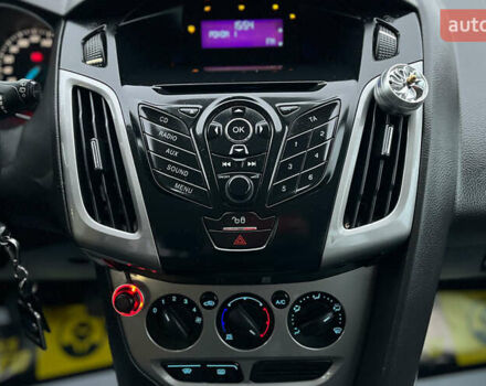 Серый Форд Фокус, объемом двигателя 1.56 л и пробегом 193 тыс. км за 7800 $, фото 16 на Automoto.ua