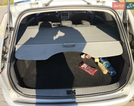 Серый Форд Фокус, объемом двигателя 1.6 л и пробегом 246 тыс. км за 5600 $, фото 26 на Automoto.ua