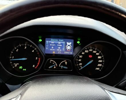 Серый Форд Фокус, объемом двигателя 1.6 л и пробегом 228 тыс. км за 7799 $, фото 3 на Automoto.ua